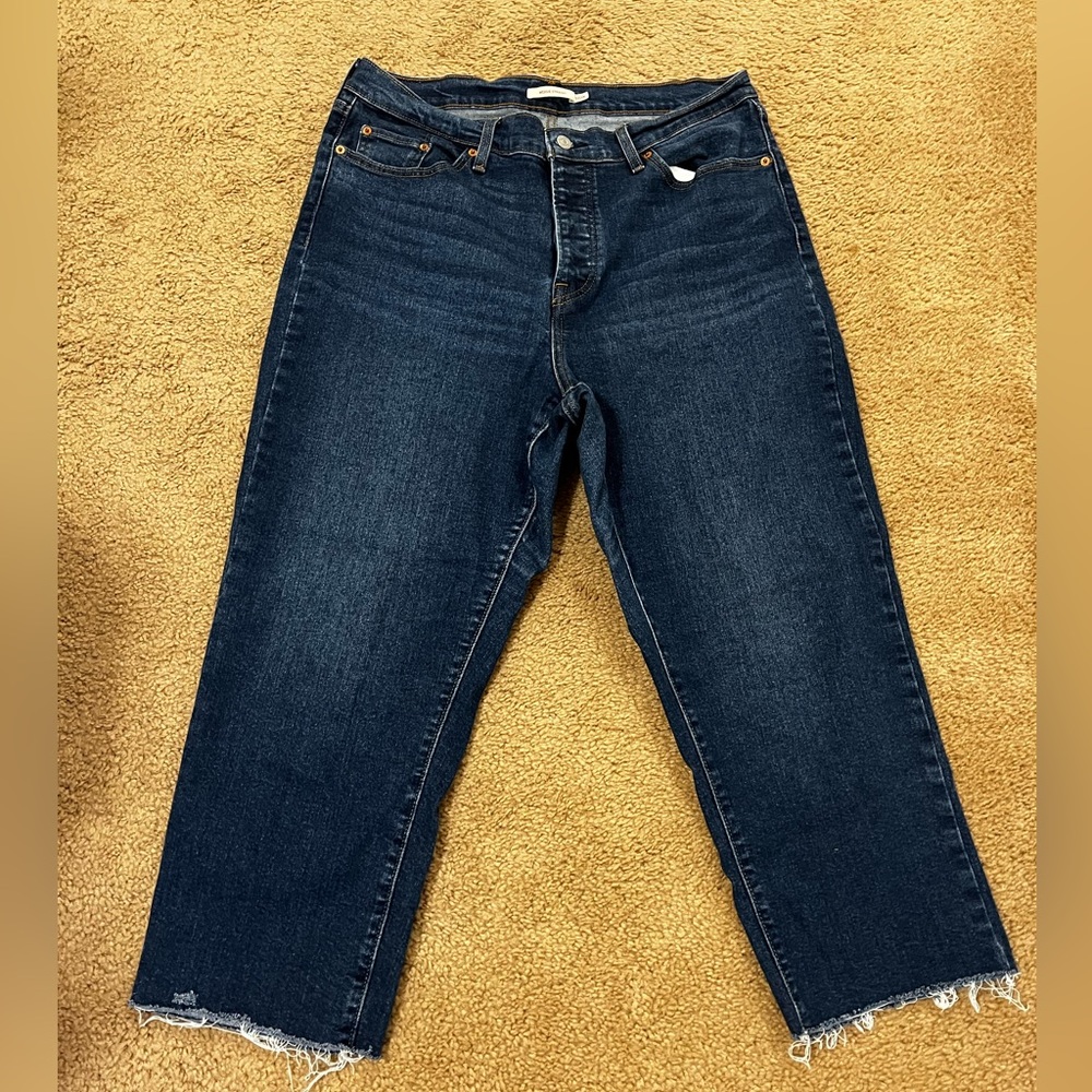 LEVI Wedgie Straight Button Fly Jeans RAW HEM